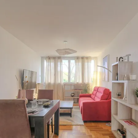 Elegant Et Spacieux Ideal Deplacement Pro * Sainte-Foy-les-Lyon