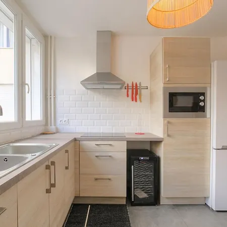 Elegant Et Spacieux Ideal Deplacement Pro * Sainte-Foy-les-Lyon